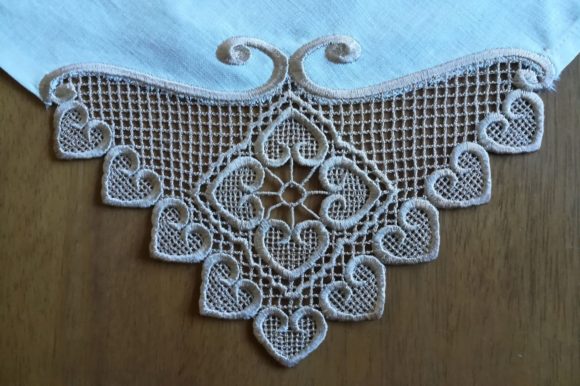 Lace Corner
